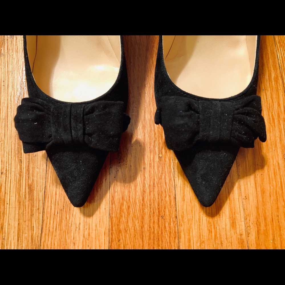 Black Pumps